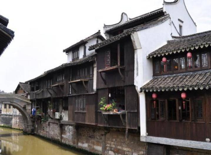 理疗脊椎推拿按摩正骨,在广州市结合分析权衡脊椎正骨理疗推荐哪里?
